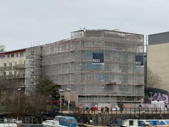 We are really pleased to see the great progress of this large-scale cladding renumeration project at The Crescent down on the Bristol harbourside. Scaffold has come down from some elevations revealing the new render system that has been installed. The project is on track for a September completion date. It’s a huge piece of work and so important to get right for the leaseholders living within the building. Thanks to @redconstructiongroup and @crestnicholsonplc  #cladding #blockmanagement #projectmanagement