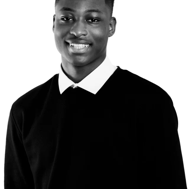 This week we celebrate 2 years’ since Jonathan joined us in the Maintenance team. He manages various maintenance issues, organising contractors and liaising with leaseholders to ensure a seamless and efficient upkeep of the Bristol portfolio. Thank you Jonathan for all that you do 👏  https://hillcrestestates.co.uk/team/jonathan-fubara/  #blockmanagement #team #workanniversary